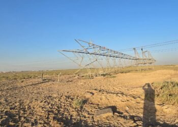 الكهرباء: تعرض أبراج نقل الطاقة في البصرة إلى تخريب متعمد أدى إلى فقدان 300 ميغاواط