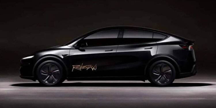 ماذا يحدث عندما تحاول إعطاء إكرامية لسيارة أجرة روبوتية من تيسلا؟