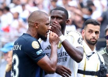 “فيفا” يحقق في إساءة محتملة لروديغير