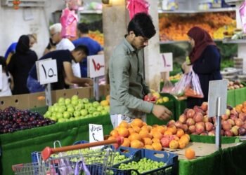 وزارة التجارة: نعتمد على المنتج الوطني كإجراء احترازي لمواجهة تداعيات الأزمة في إيران