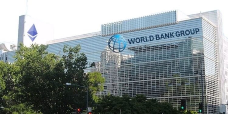 البنك الدولي يوافق على تمويل بقيمة 930 مليون دولار للعراق