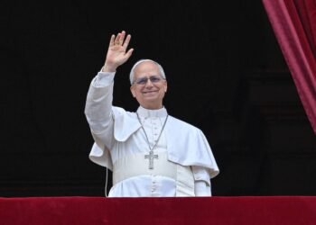 البابا ينتقد “الشراسة الشيطانية” للصراعات في الشرق الأوسط