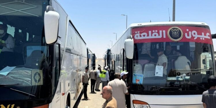 المنافذ تعلن انتهاء تفويج الحجاج العراقيين عبر منفذ عرعر الحدودي