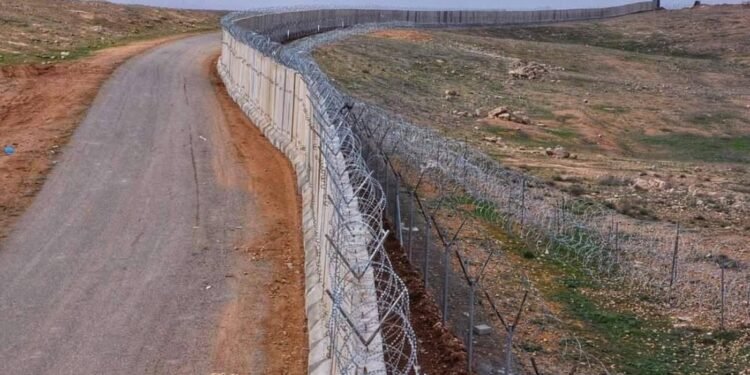 توضيح من قوات الحدود حول إزالة سواتر بين العراق وسوريا