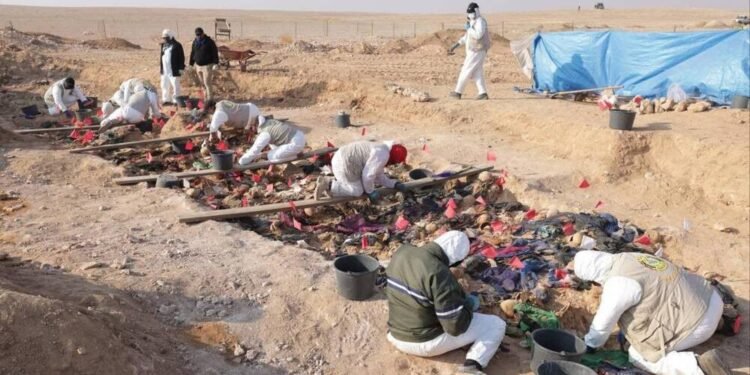 من صدام إلى داعش.. مقابر تحتضن أكثر من مليون جثة لعراقيين