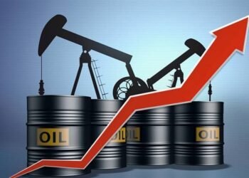 أسعار النفط تتراجع وبرميل برنت قرب 70 دولارا