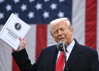 ترامب: سنبدأ فرض الرسوم الجمركية في 1 آب المقبل ولن نمنح أي تمديد