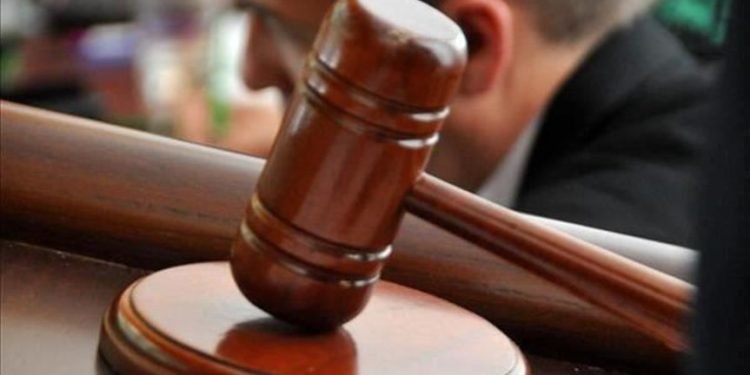 القضاء العراقي يصدر حكمًا بحبس أربعة مدانين بجريمة شراء بطاقات انتخابية