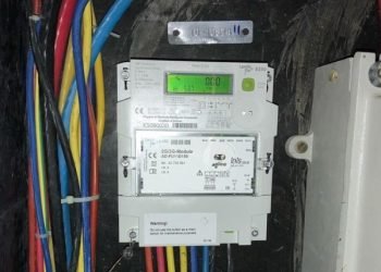 الكهرباء: نصب العدادات الذكية للمواطنين “مجاني” ولا علاقة له بـ”الخصخصة”