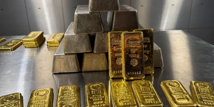 ارتفاع أسعار الذهب.. بين التحوط المالي والمخاطر المحلية