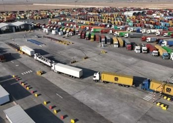 لربط الطرق السريعة بالمنافذ التجارية.. إنشاء ساحات تبادل تجارية متكاملة