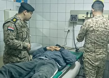 إنقاذ صيادين عراقيين علقا في منطقة طينية منذ أربعة أيام