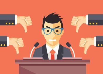 استطلاع: كيف نعزز ثقافة قبول النقد عند الجيل الجديد؟