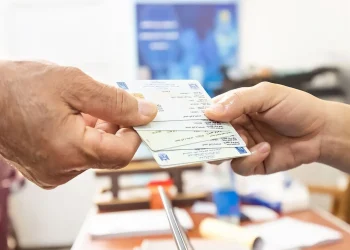 المفوضية: 600 ألف ناخب فقط لم يتسلّموا بطاقاتهم من أصل 21.4 مليوناً يحق لهم التصويت