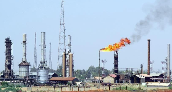 النفط: إنتاج الغاز الجاف يغطّي احتياجات محطات الكهرباء