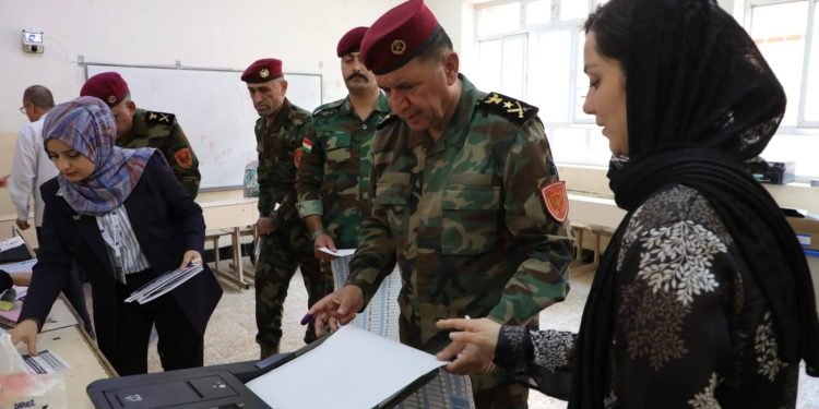 المفوضية: أكثر من مليون و 300 ألف ناخب سيشاركون في التصويت الخاص يوم غد