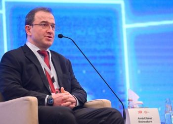 السفير الروسي يشيد بالتجربة الديمقراطية في العراق