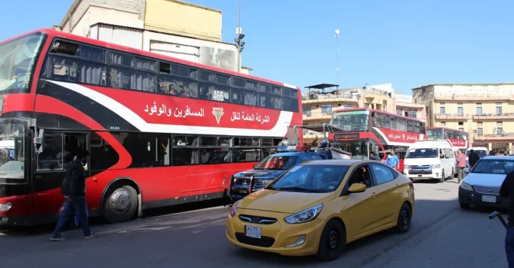 العمل تحدد شروط منح القروض الخاصة بشراء سيارة نقل ركاب