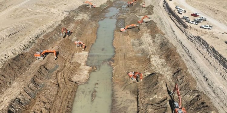 الموارد: الأعمال في مشروع قناة الثرثار الإروائية تسير بوتيرة سريعة