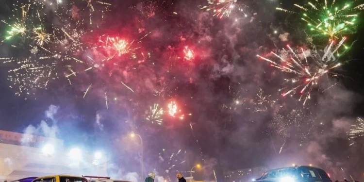 الألعاب النارية.. فرح مؤقت يفتح أبواب الخطر والمسؤولية