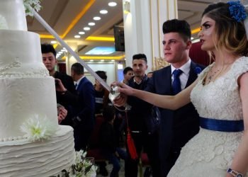 حفلات الزواج.. بين البذخ والواقع الاقتصادي؛ أزمة القيم والممارسات الاجتماعية