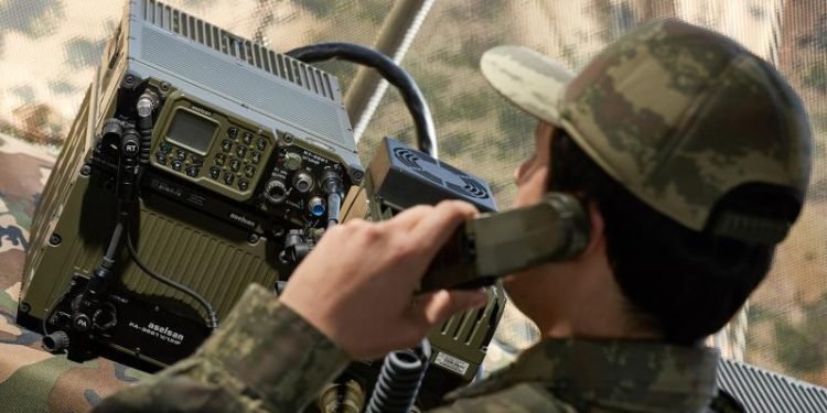 واشنطن توافق على تزويد العراق بأجهزة اتصالات عسكرية بقيمة 110 ملايين دولار