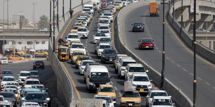 الزحامات المرورية بين شحّ السيولة وضعف التخطيط الحضري في بغداد
