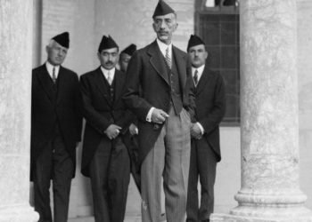 السدارة البغدادية بين رمزية الهوية ومقاومة الاندثار