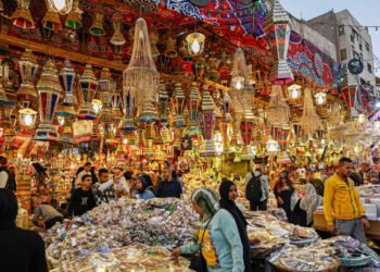 إرادة رمضان: كيف نتحرر من التوحش الاستهلاكي لنصنع الإنسان السيّد؟