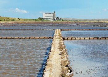 أين العراق من تقنيات استخدام رطوبة الهواء لحل مشكلة الجفاف؟