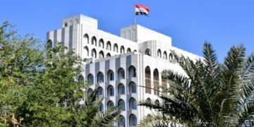 العراق يستنكر تصريحات السفير هاكابي حول سيطرة إسرائيل على المنطقة