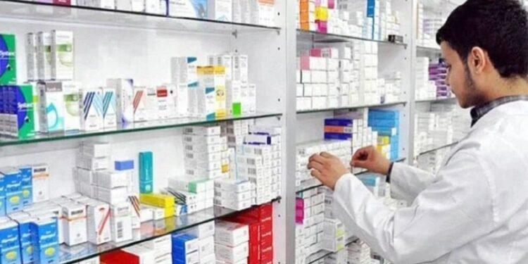 الصيدلة بين ضعف التطبيق العملي وتشبع السوق