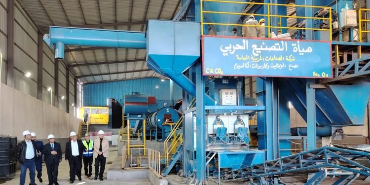 تراب الحديد يعزّز توطين الصناعات ويدعم قطاعات استراتيجية