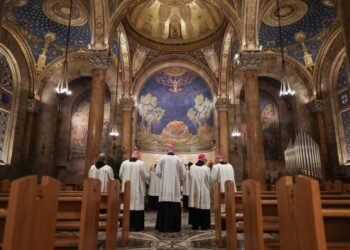 الكيان يعرقل طقوس «الفصح» في كنيسة القيامة