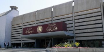 البرلمان يقرر استضافة وزيري النفط الاتحادي والثروات الطبيعية بالإقليم بشأن التصدير إلى موانئ جيهان