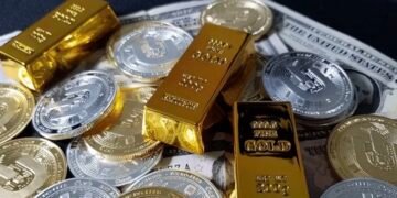 ارتفاع أسعار الذهب بأكثر من 2% مع انخفاض الدولار