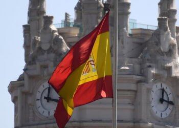 إسبانيا ترد رسميا على تصريحات ترامب بقطع العلاقات التجارية بين واشنطن ومدريد