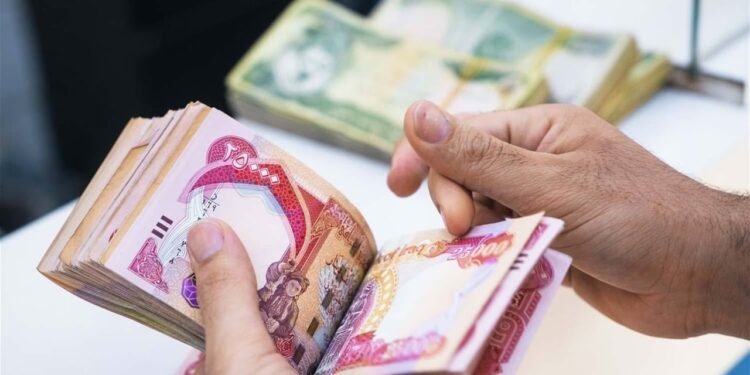 المالية تنفي تأجيل صرف رواتب الرعاية الاجتماعية لشهر آذار الجاري