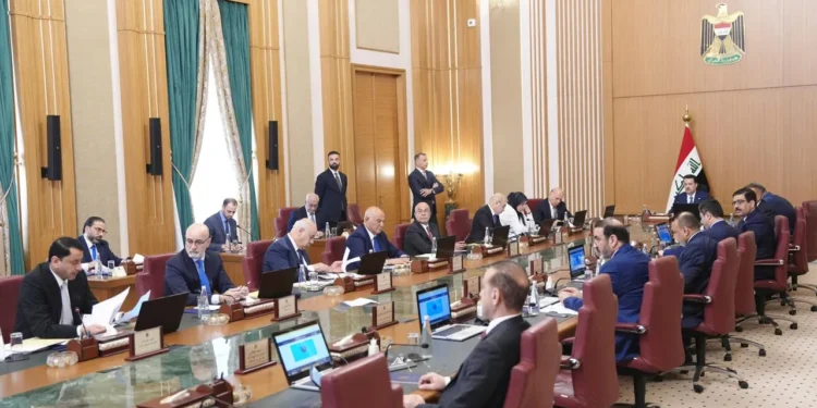 الحكومة تخصص 100 مليار دينار سنوياً لكل محافظة مشمولة بصندوق الإعمار