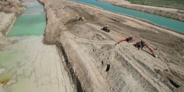 لاستيعاب كميات المياه والاستفادة منها.. مواصلة العمل في حوضي دجلة والفرات