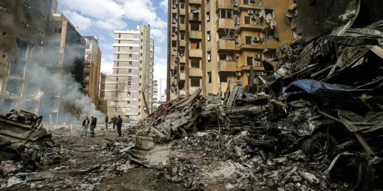 “هيومن رايتس ووتش” تدين القصف الإسرائيلي المدمر لجنوب لبنان