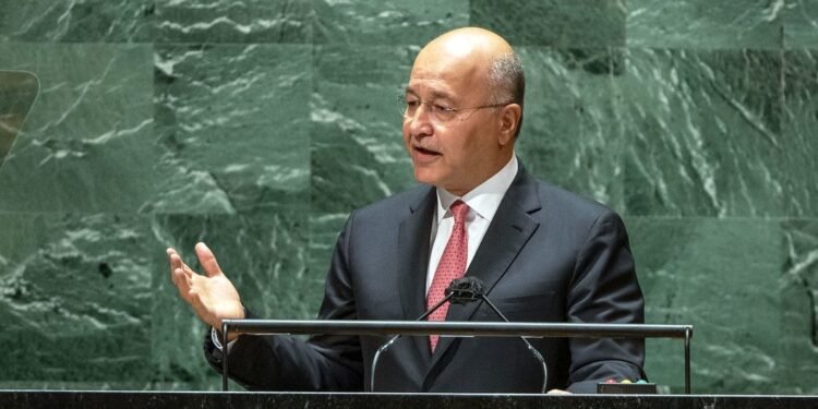 صالح: مفوضية اللاجئين تعمل لتوفير المساعدات للنازحين في لبنان