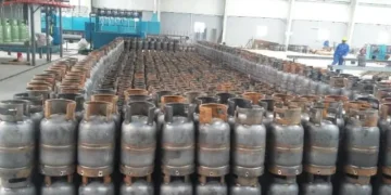 أزمة غاز الطبخ.. تحديات تبدأ بقلة الإنتاج وتنتهي في آلية التوزيع