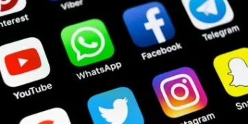 منصات التواصل الاجتماعي.. صعود رقمي يعيد رسم ملامح المشهد الإعلامي العالمي