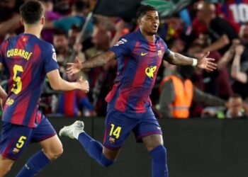 برشلونة يهزم ريال مدريد ويتوج رسمياً بلقب الليجا