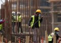 العمل تحدد ضوابط شمول العمال غير العراقيين بنظام التقاعد والضمان الاجتماعي