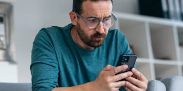 هل كشفت مواقع التواصل الاجتماعي حقيقتنا الأخلاقية؟