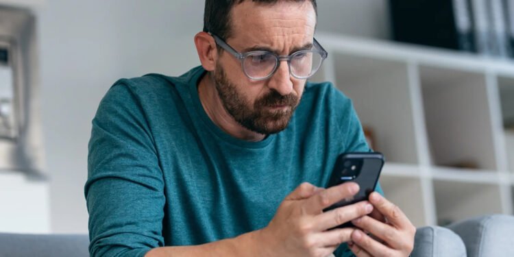 هل كشفت مواقع التواصل الاجتماعي حقيقتنا الأخلاقية؟
