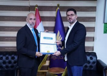 لتمكين كوادرها فكرياً.. حركة “سومريون” تشارك في دورة “فن الوعي السياسي والحرب الناعمة”
