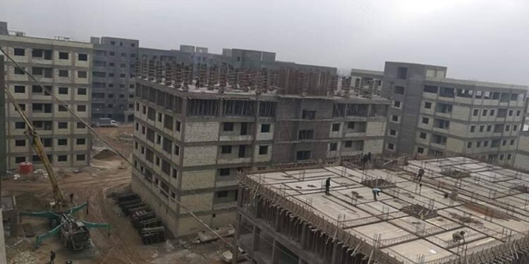 تخصيص أراضٍ لإنشاء 21 مدينة سكنية جديدة في بغداد والمحافظات